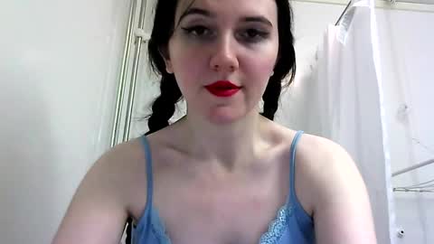 Isabella online show from February 17, 8:49 pm