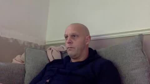 bigbumlover2377 online show from December 1, 1:20 pm