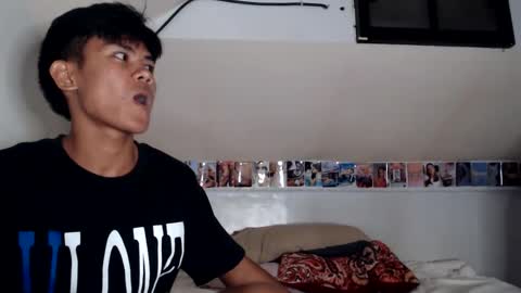 Nicole Bryan online show from February 2, 1:41 pm