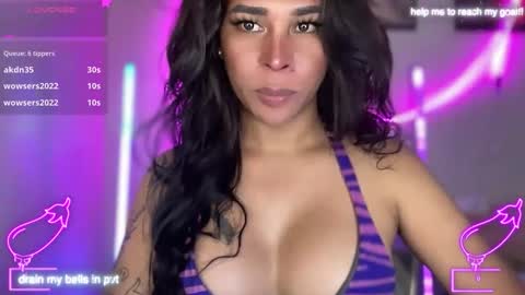 queen amanda online show from April 14, 7:55 am