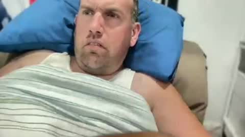 bigcocksuckingslut online show from July 2, 12:19 am