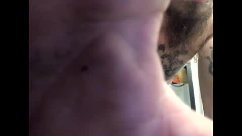 Snapshot of bigdaddy1231995 chatting on September 17, 9:57 am BigDaddykodack online show from September 17, 9:57 am