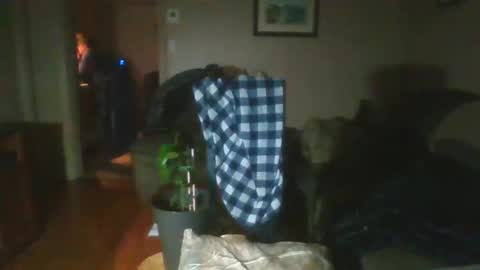 bigdeer581917471 online show from December 8, 7:47 am