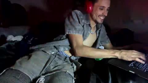 bigdickpapishampoo online show from February 3, 6:22 am