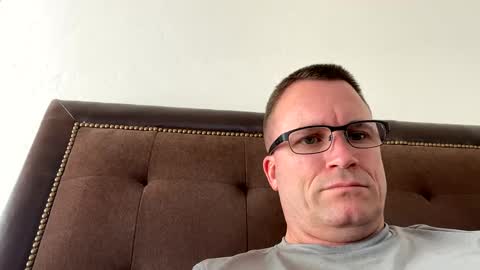 bigger22332233 online show from December 1, 9:28 pm