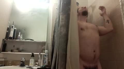 biggerisbetter21 online show from September 24, 7:31 pm