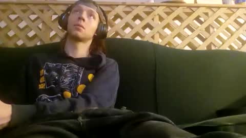 biggestboiiii online show from March 6, 11:09 am