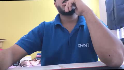 bighandsomesatisfy online show from February 2, 12:23 pm