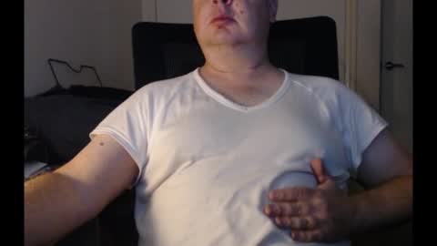 bighorn1981 online show from December 2, 10:51 pm