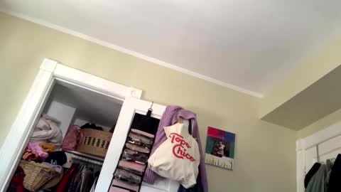 bigkittyraven online show from February 24, 5:16 pm