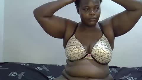 bigmama807715 online show from February 15, 5:10 am