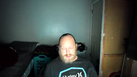 bigmike20129020 online show from July 22, 7:32 am