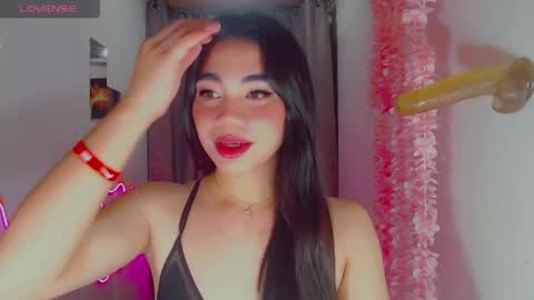 kiaaannaaaa online show from April 17, 10:23 pm