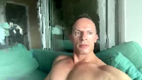 bigmuscles24 online show from March 16, 6:06 am