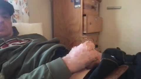 bigoldhardcock69 online show from March 4, 6:27 pm