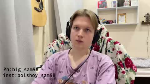 Snapshot of bigsamuel05 chatting on October 20, 4:12 pm bigsamuel05 online show from October 20, 4:12 pm