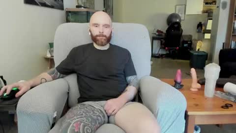 Sean pronounced Shon online show from April 16, 5:46 pm