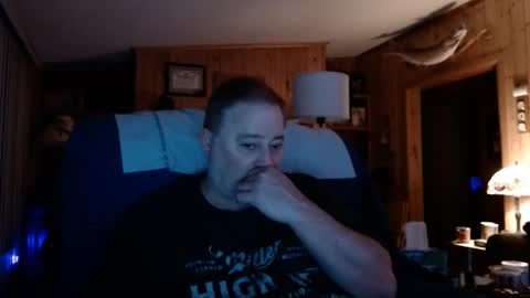 Snapshot of bigthicksatisfying2 chatting on February 21, 5:02 am bigthicksatisfying2 online show from February 21, 5:02 am