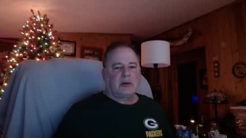 Snapshot of bigthicksatisfying2 chatting on December 19, 7:51 am bigthicksatisfying2 online show from December 19, 7:51 am