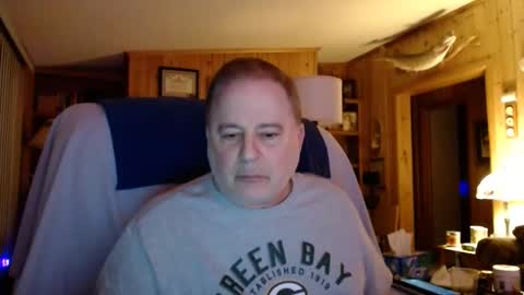 Snapshot of bigthicksatisfying2 chatting on February 15, 6:44 am bigthicksatisfying2 online show from February 15, 6:44 am