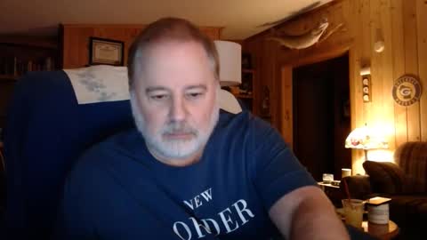 Snapshot of bigthicksatisfying2 chatting on October 5, 12:19 am bigthicksatisfying2 online show from October 5, 12:19 am