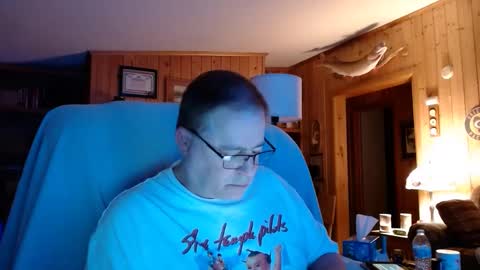 Snapshot of bigthicksatisfying2 chatting on December 14, 5:07 am bigthicksatisfying2 online show from December 14, 5:07 am