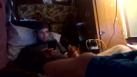 Snapshot of bigwalkdog420 chatting on February 7, 5:18 pm bigwalkdog420 online show from February 7, 5:18 pm