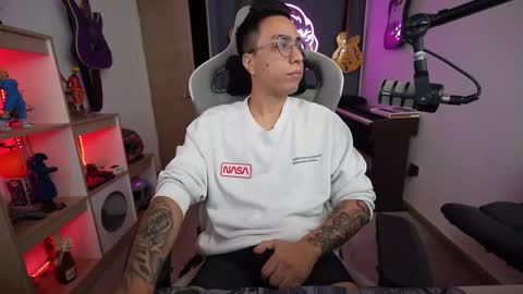 bigxboy96 online show from November 9, 5:22 am