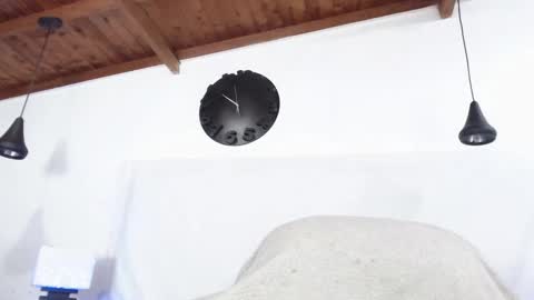 andres online show from January 30, 9:04 am