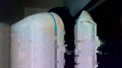 KinkyBiSlut online show from January 18, 9:45 am