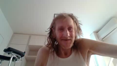 billenews online show from April 12, 7:18 pm