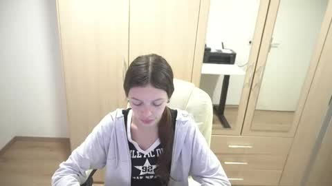 billy1love online show from March 18, 1:55 am