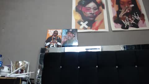 karenth soto online show from December 10, 12:06 am