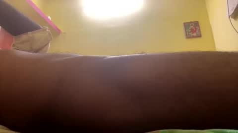 Snapshot of black_guy5 chatting on October 21, 10:53 am James online show from October 21, 10:53 am