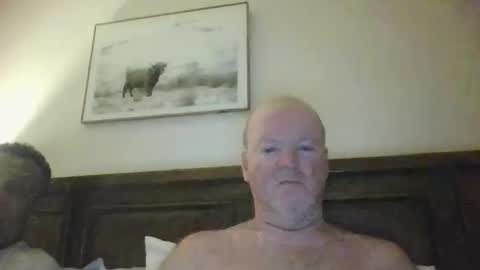 black_n_white4 online show from December 19, 11:49 am