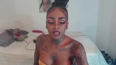 black_sexxhorny online show from June 9, 5:45 pm