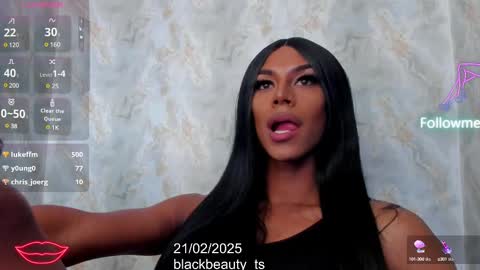 Nina online show from February 21, 8:05 pm