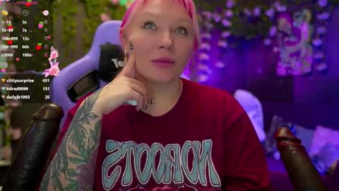 Alice online show from October 4, 7:55 pm