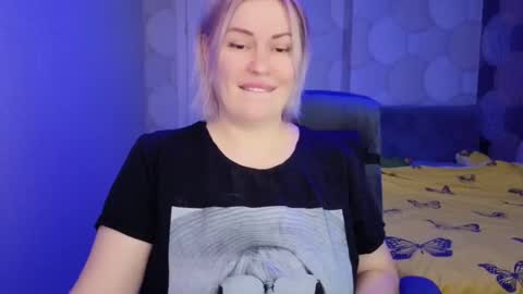 blackeyes11 online show from March 3, 5:03 am