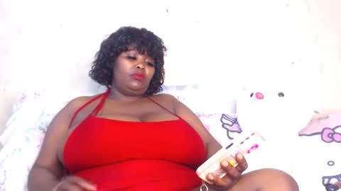 blackladyqx82 online show from May 3, 10:38 pm