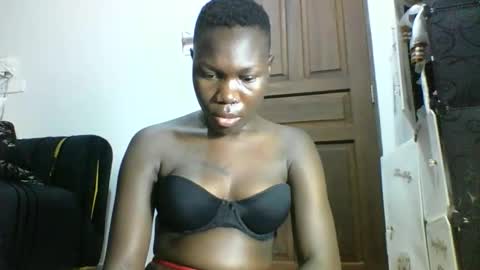 blackmarvel02 online show from November 9, 9:17 pm