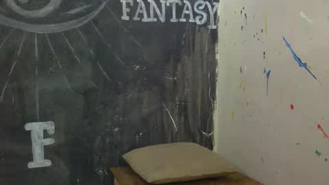 i am D.L online show from December 6, 7:04 am