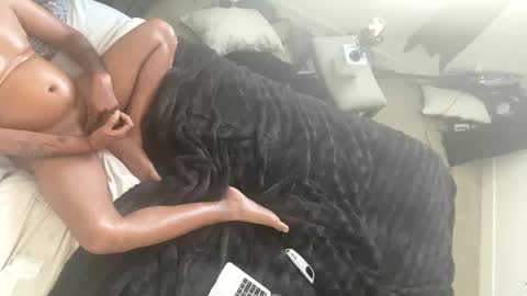 ebony online show from March 3, 5:41 pm