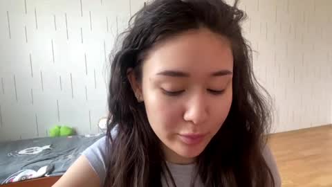 Mila online show from April 5, 6:10 am