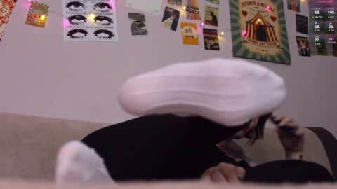 Britney online show from April 16, 9:39 pm