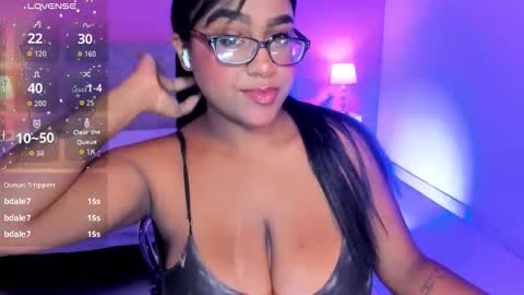 Snapshot of blakmillerrgilson chatting on October 14, 8:34 pm blak miller online show from October 14, 8:34 pm