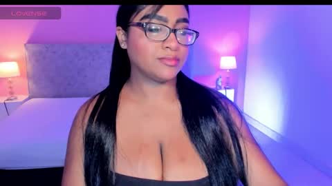 Snapshot of blakmillerrgilson chatting on September 27, 8:39 pm blak miller online show from September 27, 8:39 pm