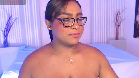 Snapshot of blakmillerrgilson chatting on March 1, 7:59 pm blak miller online show from March 1, 7:59 pm