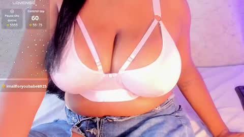 Snapshot of blakmillerrgilson chatting on October 11, 8:23 pm blak miller online show from October 11, 8:23 pm