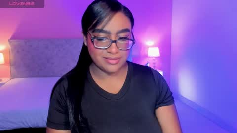 Snapshot of blakmillerrgilson chatting on October 21, 8:01 pm blak miller online show from October 21, 8:01 pm